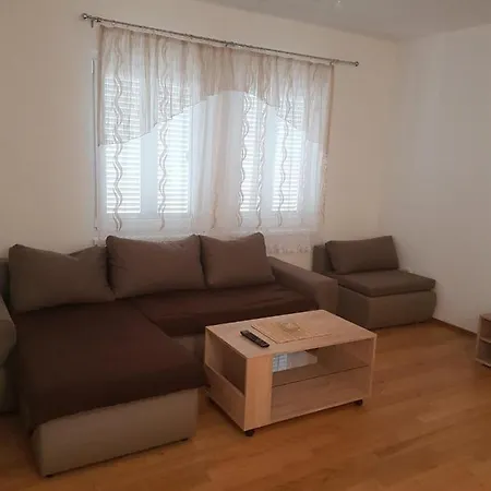 Bozic דירה
