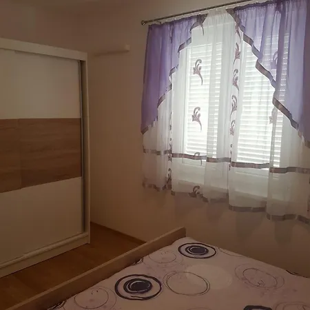 Bozic * נובי ווינודולסקי