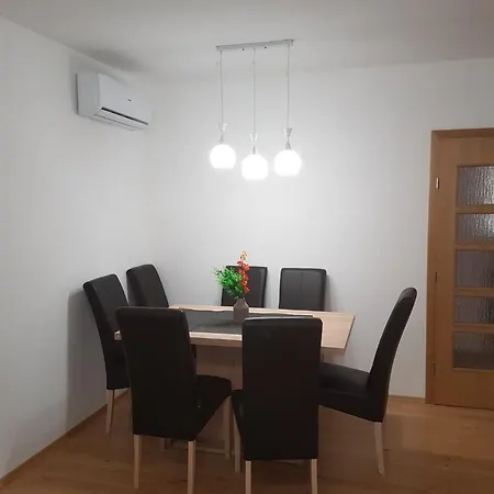 Bozic דירה *